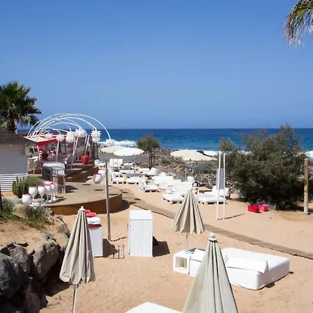 Sunny Holiday In This Nice In Mar